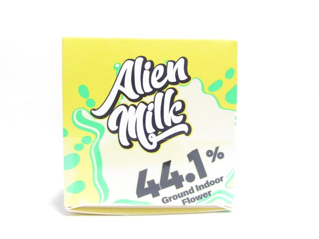 Photograph of product: Froot 1/8 Alien Milk Infused Shake - Alien Milk Infused Shake