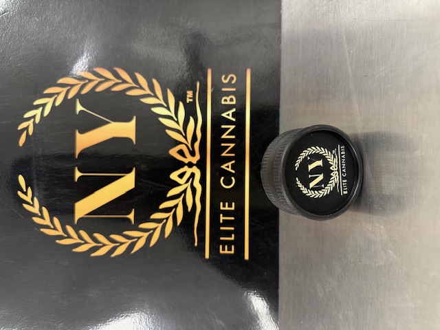 Photograph of product: NY Elite Grinder | Black