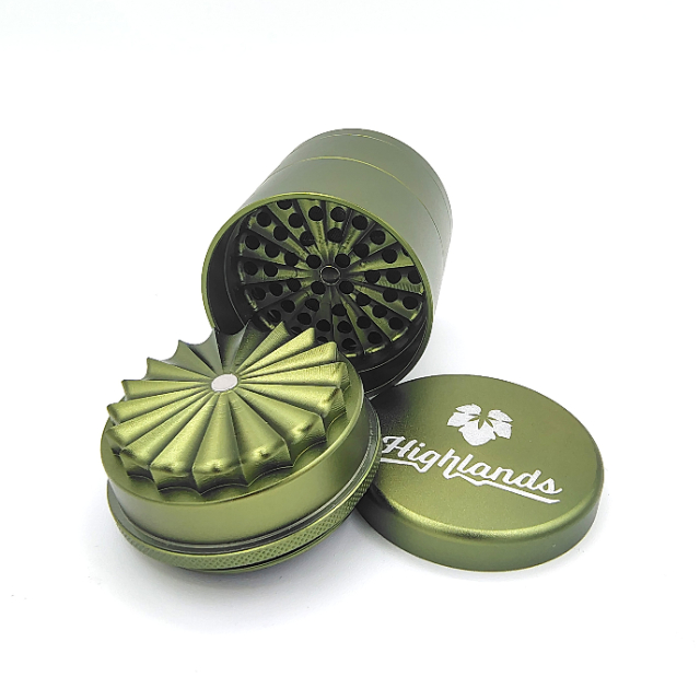 Photograph of product: 5 PIECE FLOWER PETAL TOOTHLESS GRINDER
