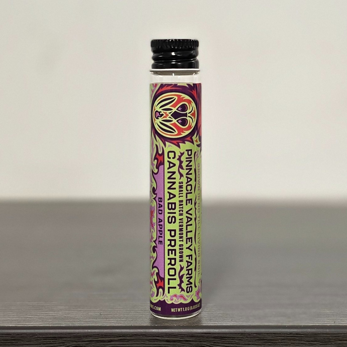 Photograph of product: Bad Apple 1G Pre-Roll