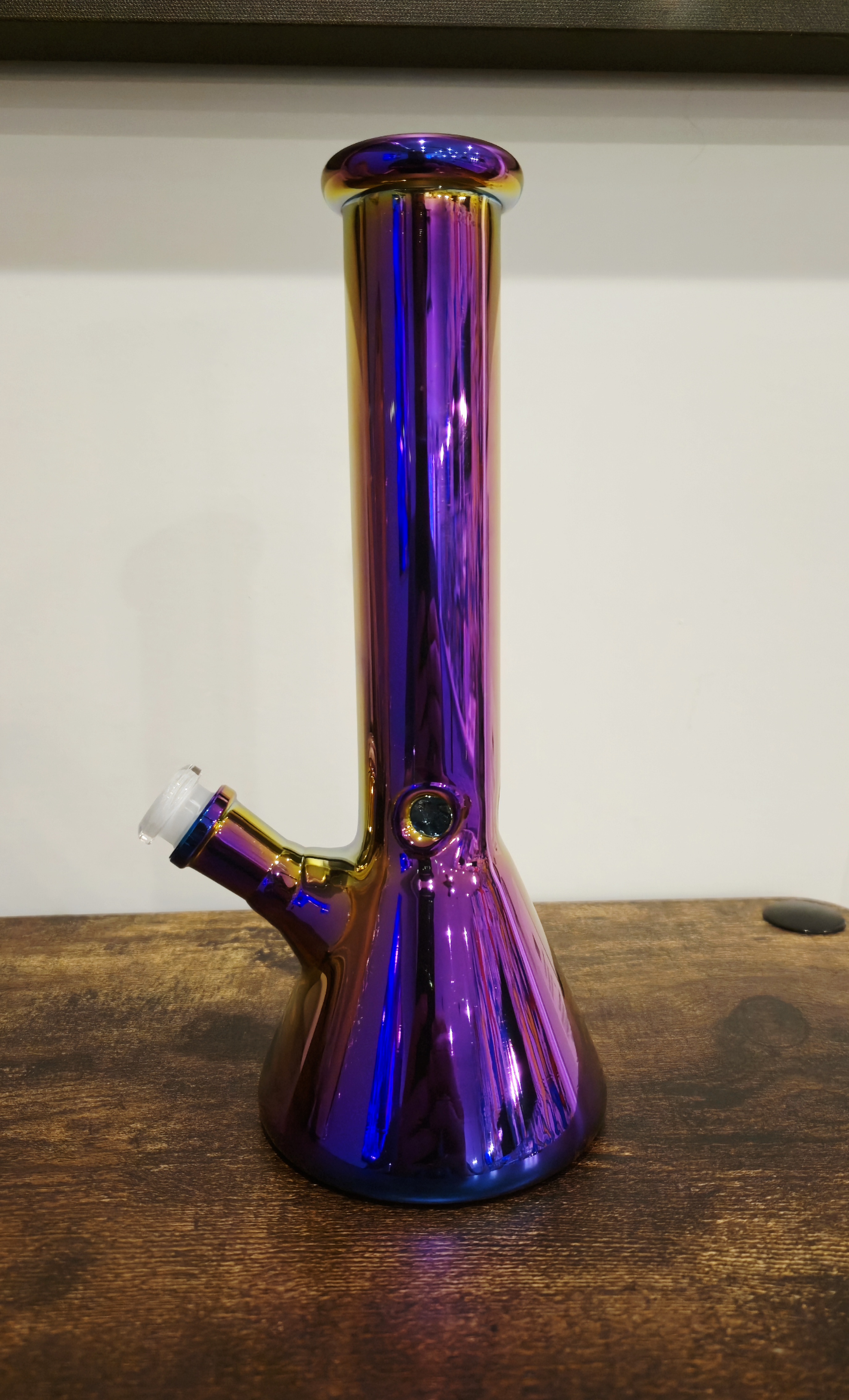 Photograph of product: Bong - 10" Fumed Glass Beaker Bong