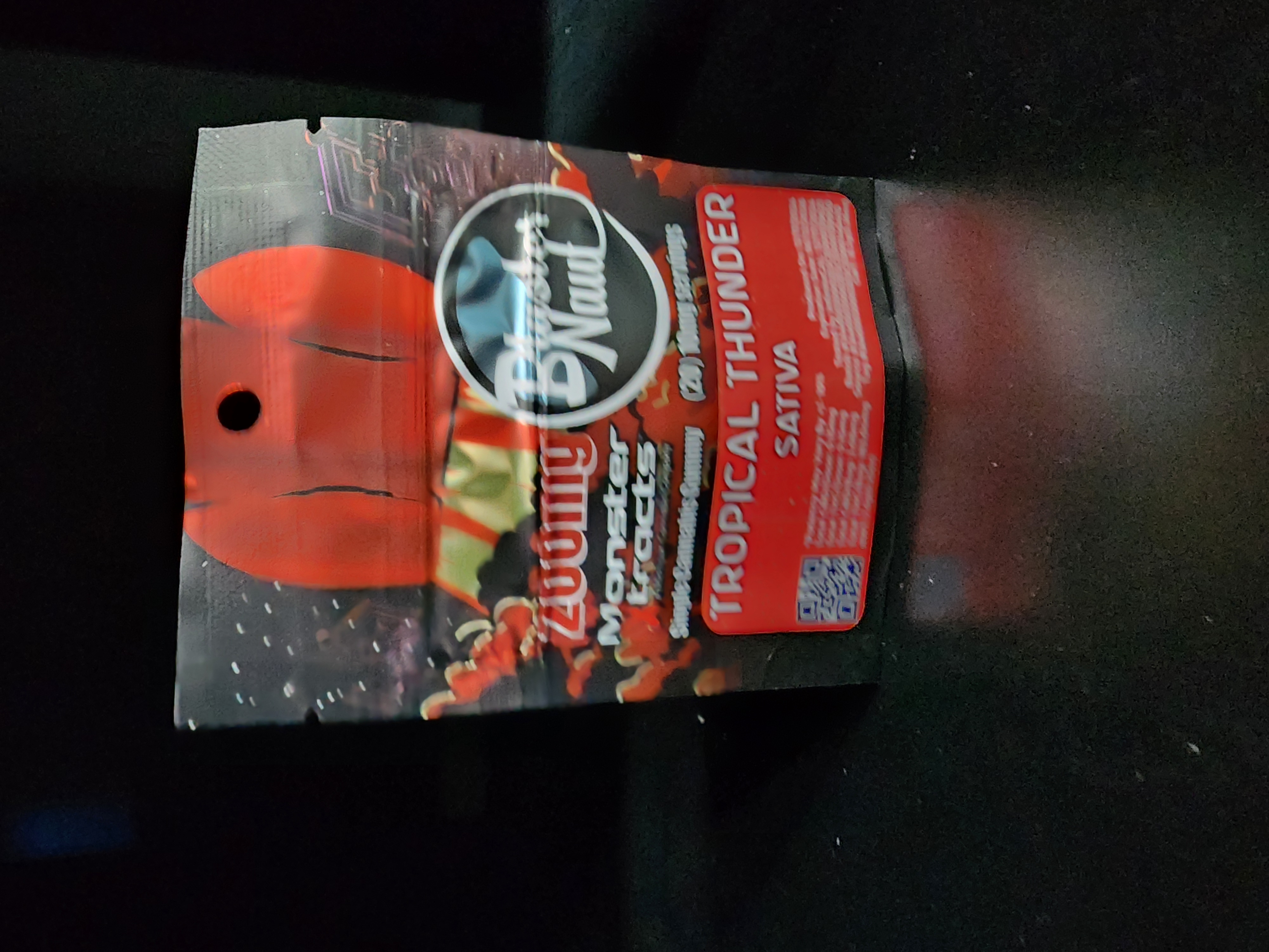 Photograph of product: Tropical Thunder | Blaster Naut | Monster Xtracts | 200mg