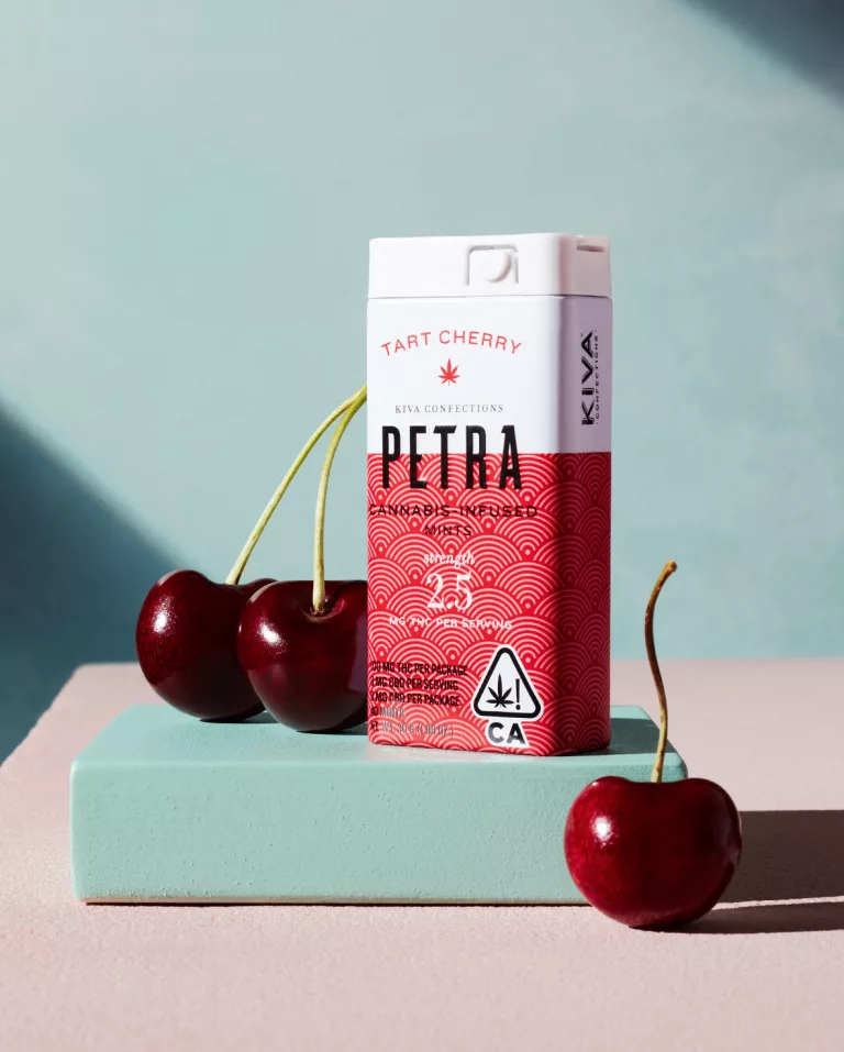 Photograph of product: Petra - Tart Cherry (h) - Mints - 100mg