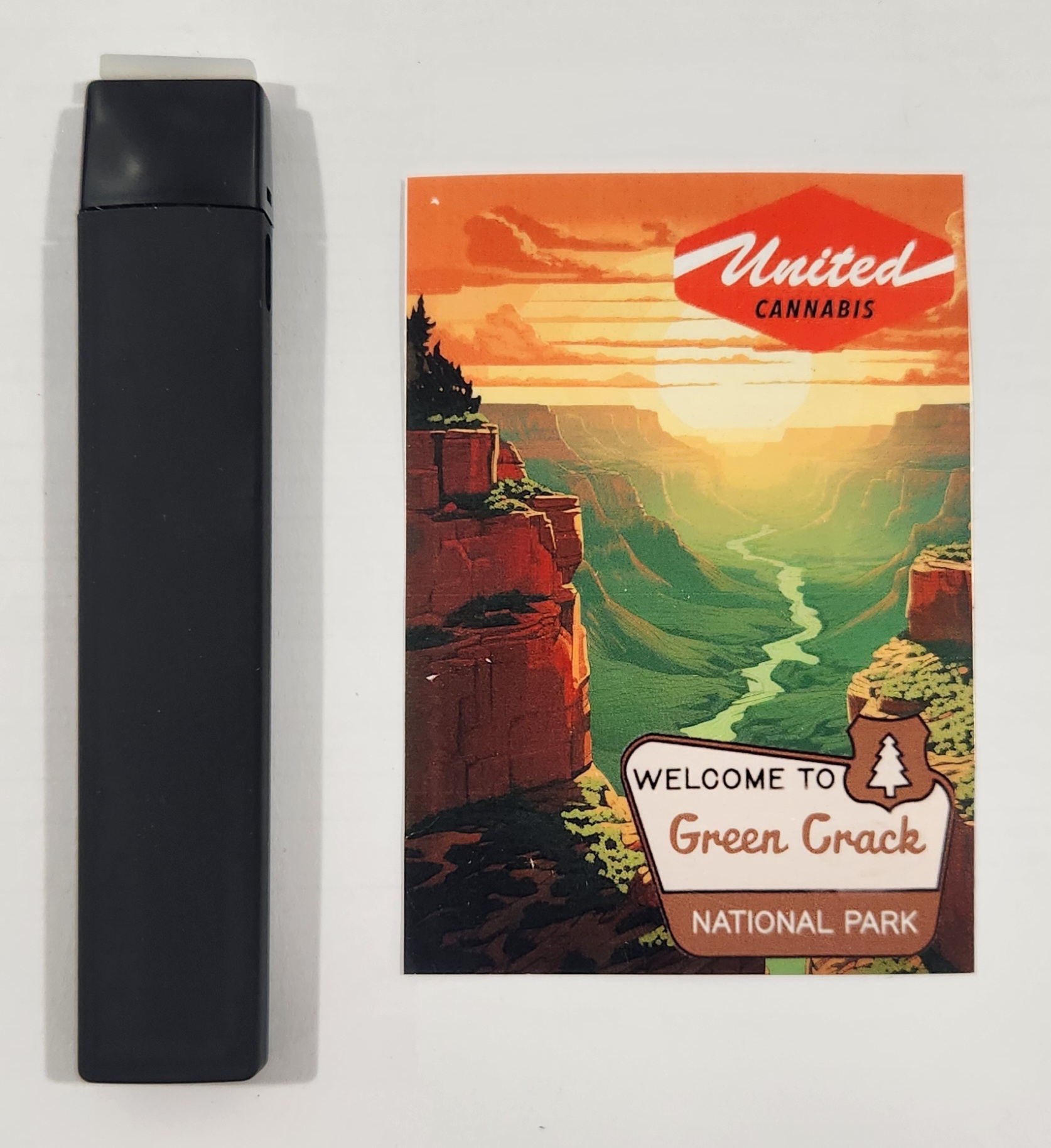 Photograph of Product: 1/2g CO2 AIO | Green Crack