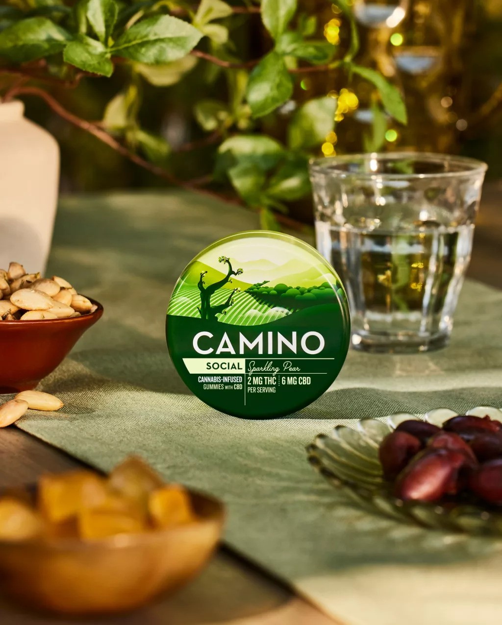 Photograph of product: GUMMIES | SPARKLING PEAR | 2:6
