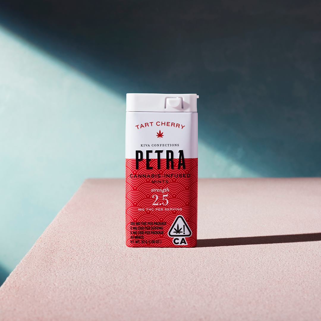 Photograph of product: KIVA Petra Mints Tart Cherry 100mg (40pk)