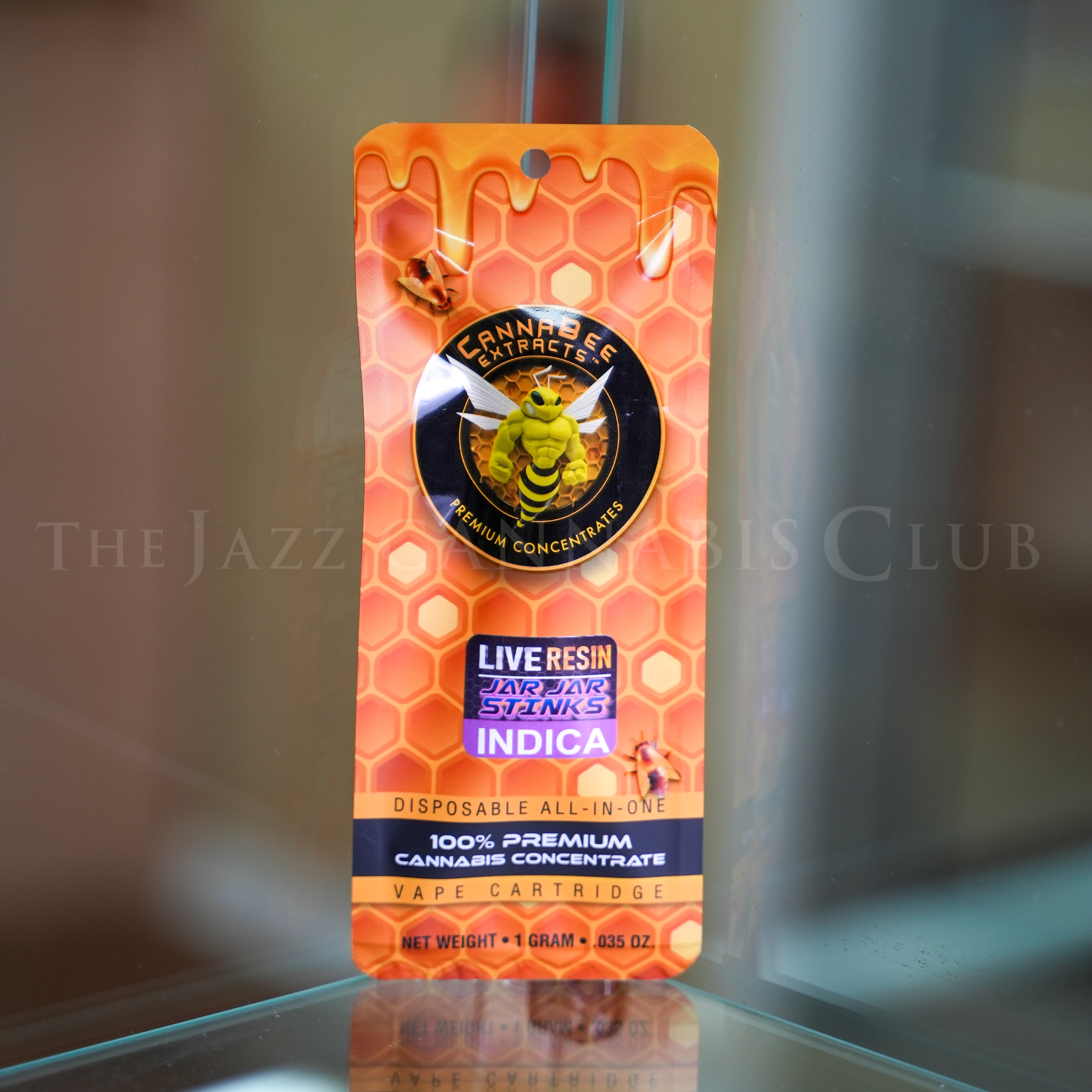 Photograph of product: Cannabee Extracts - Jar Jar Stinks Live Resin Disposable Vape (Oui'd)