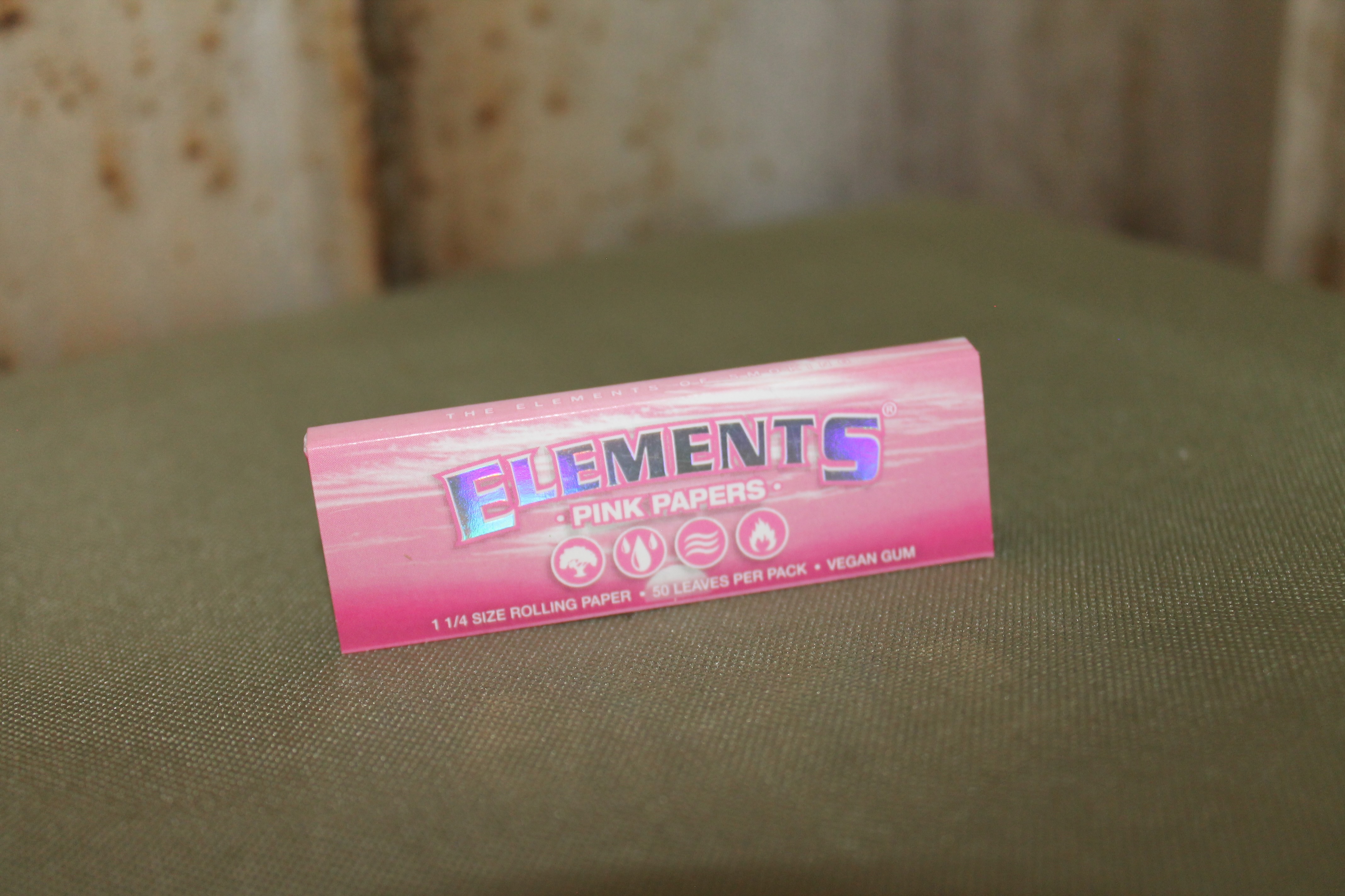 Photograph of product: Elements I Pink Papers
