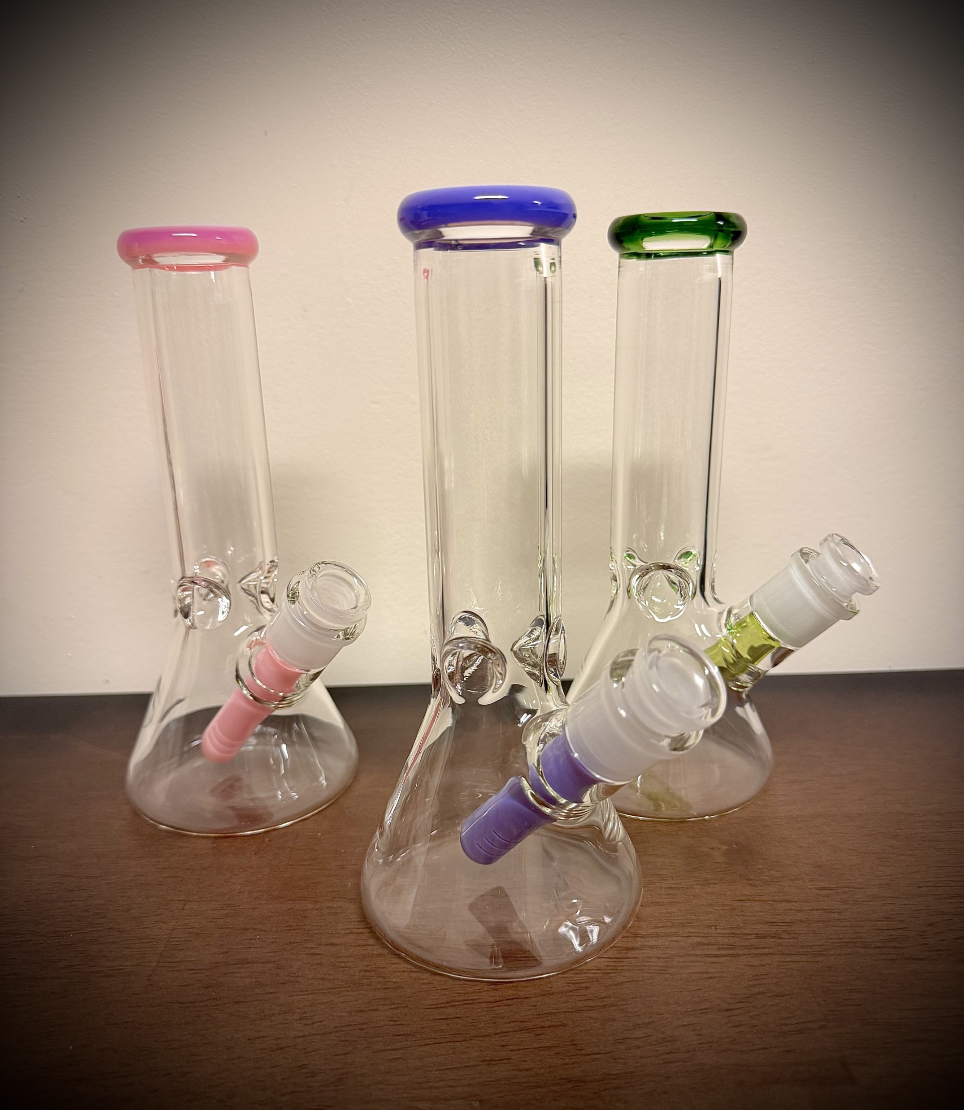 Photograph of product: 8" Color Accented Beaker Bong | Assorted Colors
