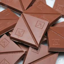 Photograph of product: Encore RSO Milk Chocolate Oui'd 10mg 10pk