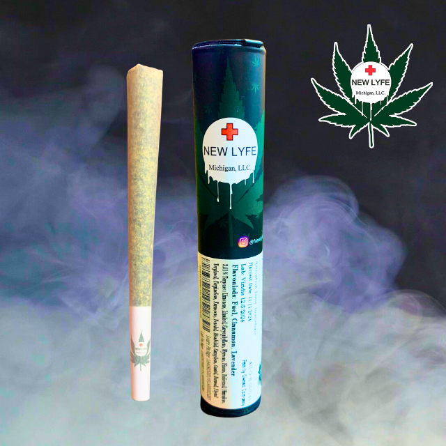 Photograph of product: SUNSET KUSH 1G PRE-ROLL