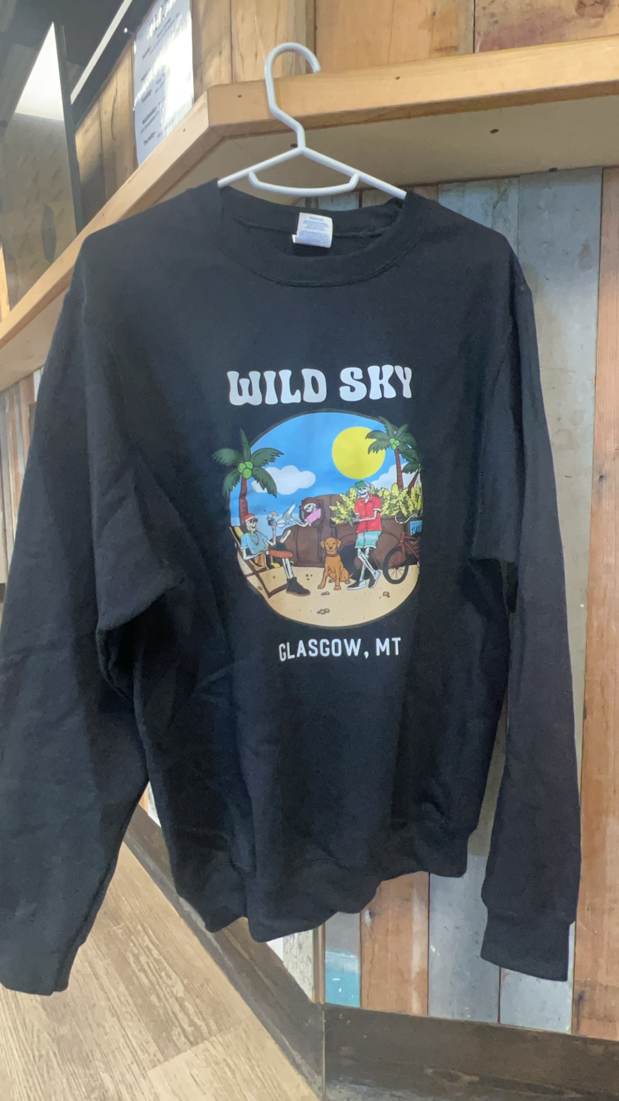 Photograph of product: Clothing | Black Crew Neck (Beach)