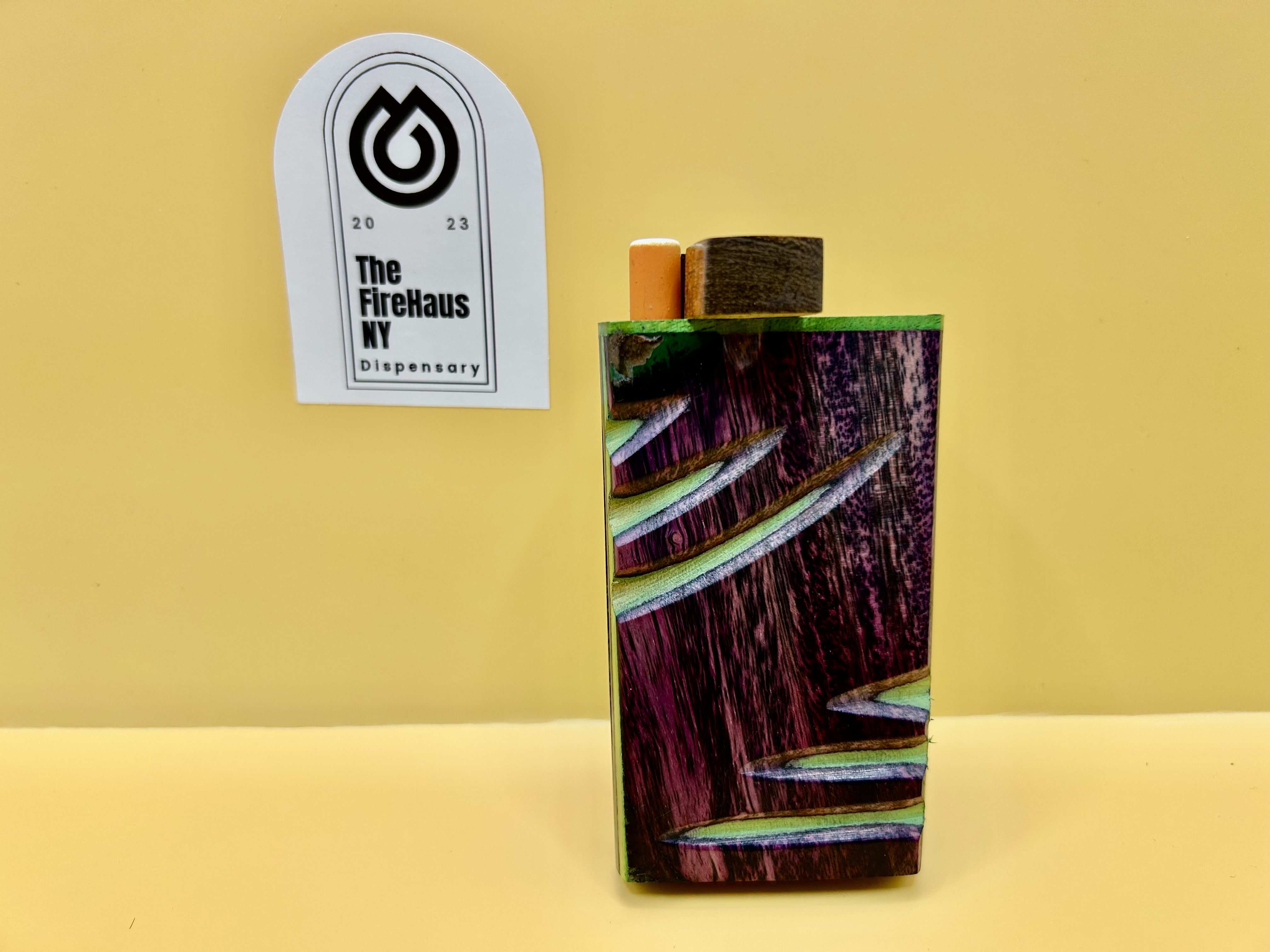 Photograph of product: 4" BASIC WOOD DUGOUT