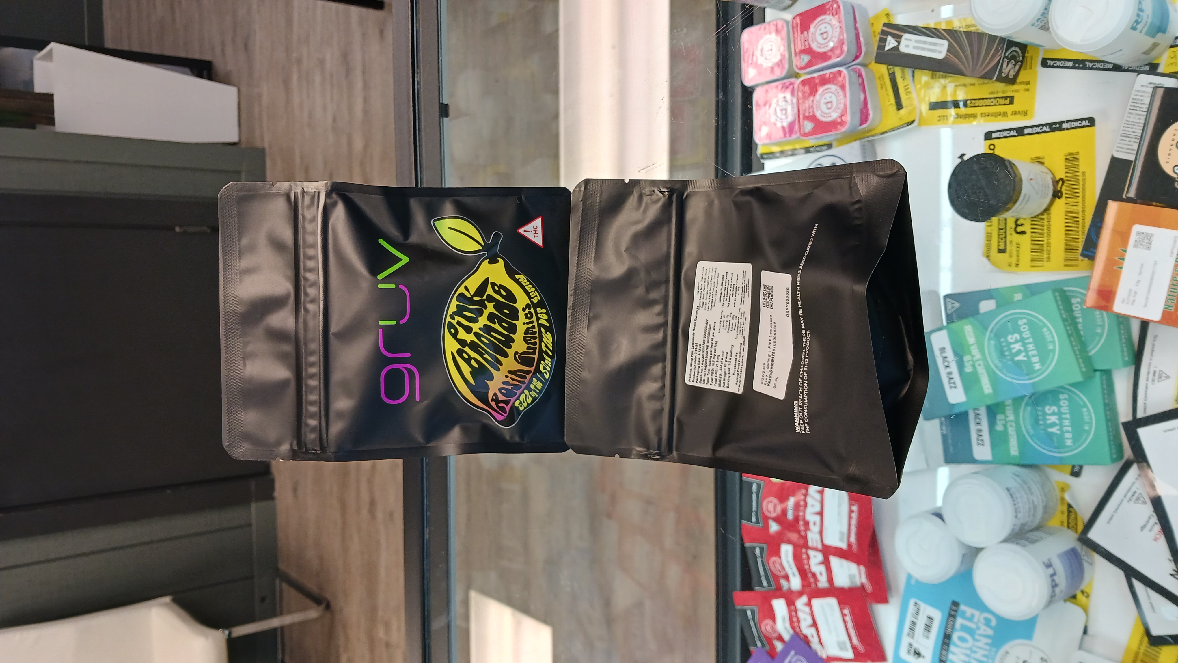 Photograph of product: GruV | 500mg | Pink Lemonade | Rosin Gummies