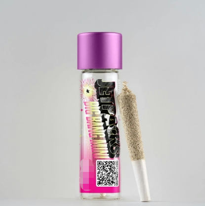 Photograph of product: Jetpacks | Big Bang Mini Infused Pre Roll | Sour Papaya