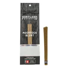 Photograph of product: PORTLAND HEIGHTS - MOONROCK - MINI BLUNT - 1.25G - Oui'd - TROPICANNA