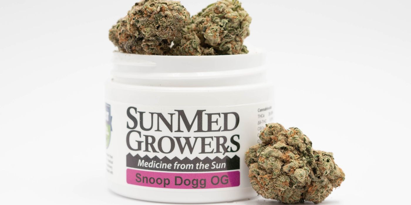 Photograph of product: SunMed - Snoop Dogg OG - >34% 8th - 3.5g