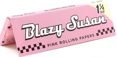 Photograph of product: Blazy Susan Pink Rolling Papers 1 1/4