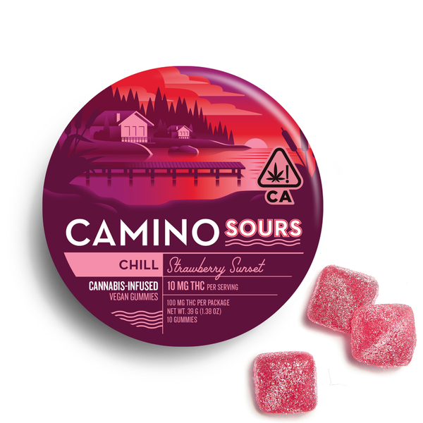Photograph of product: Strawberry Sunset Sour Gummies