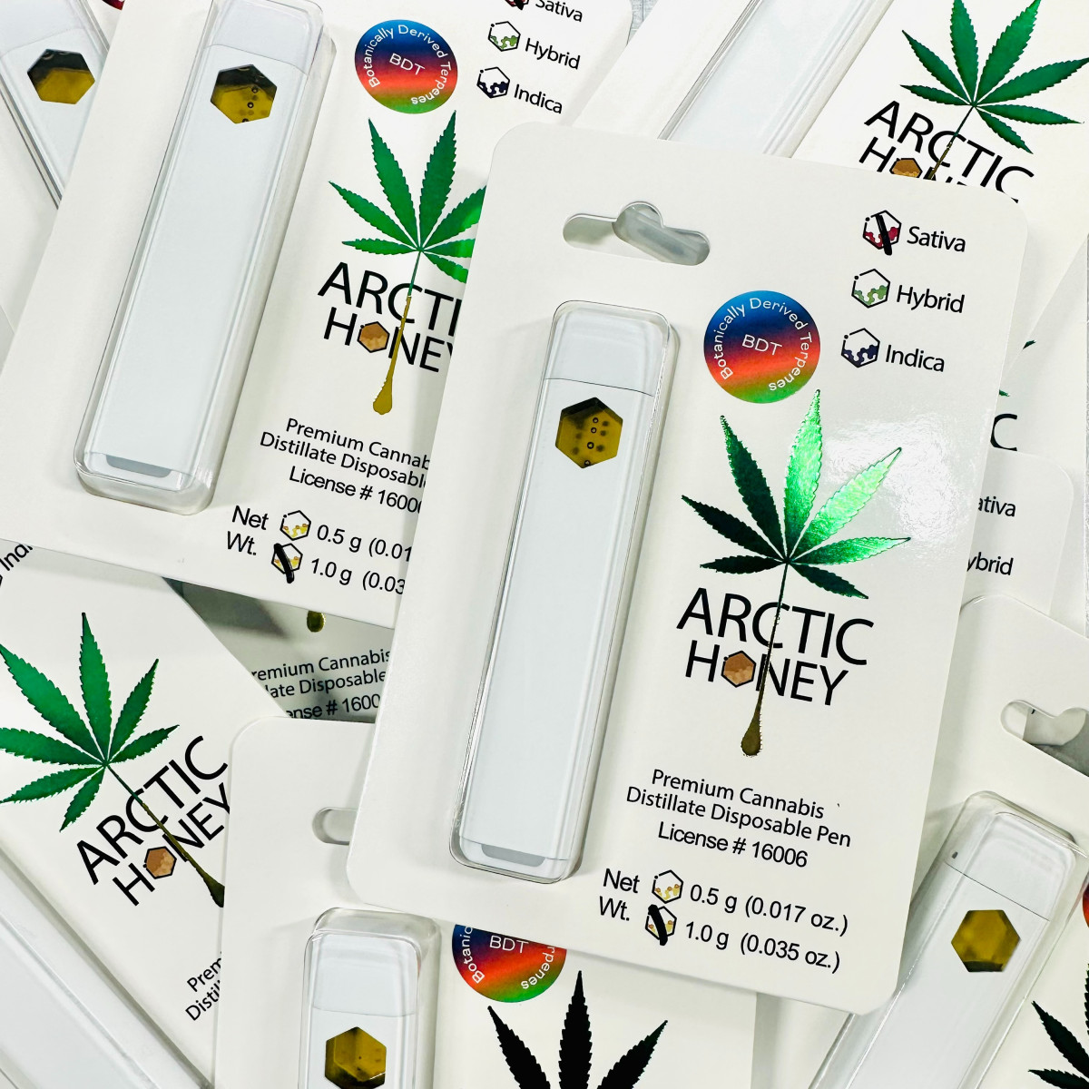 Photograph of product: Washington Apple Disposable