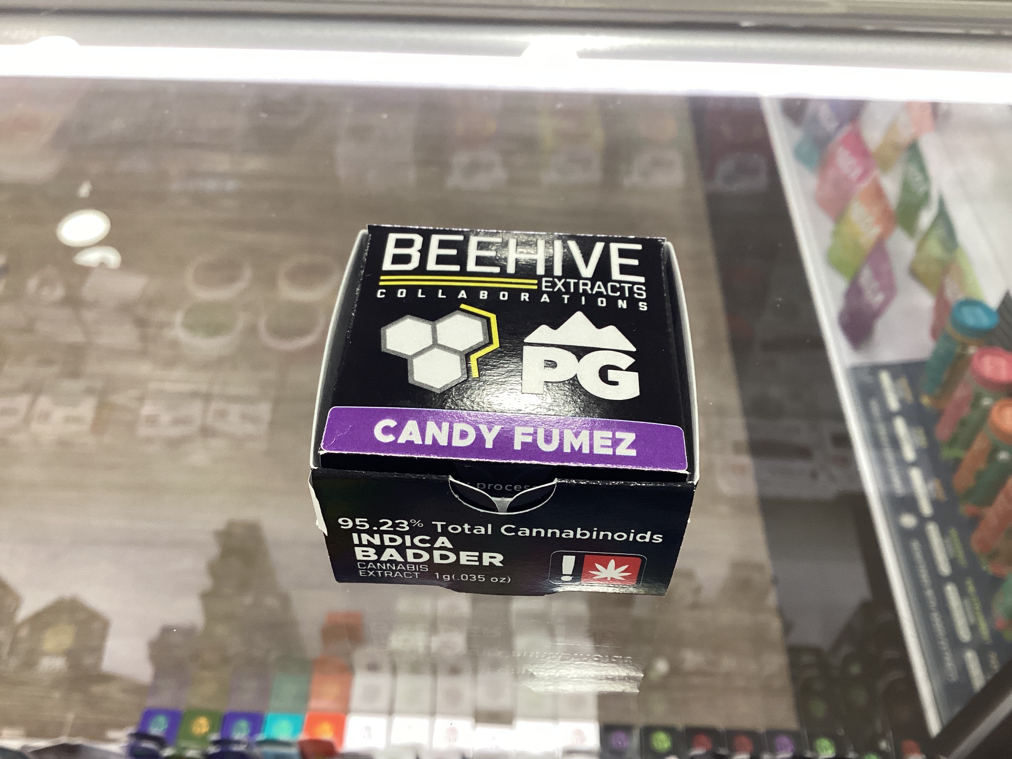 Photograph of product: Beehive Extracts Candy Fumez Badder