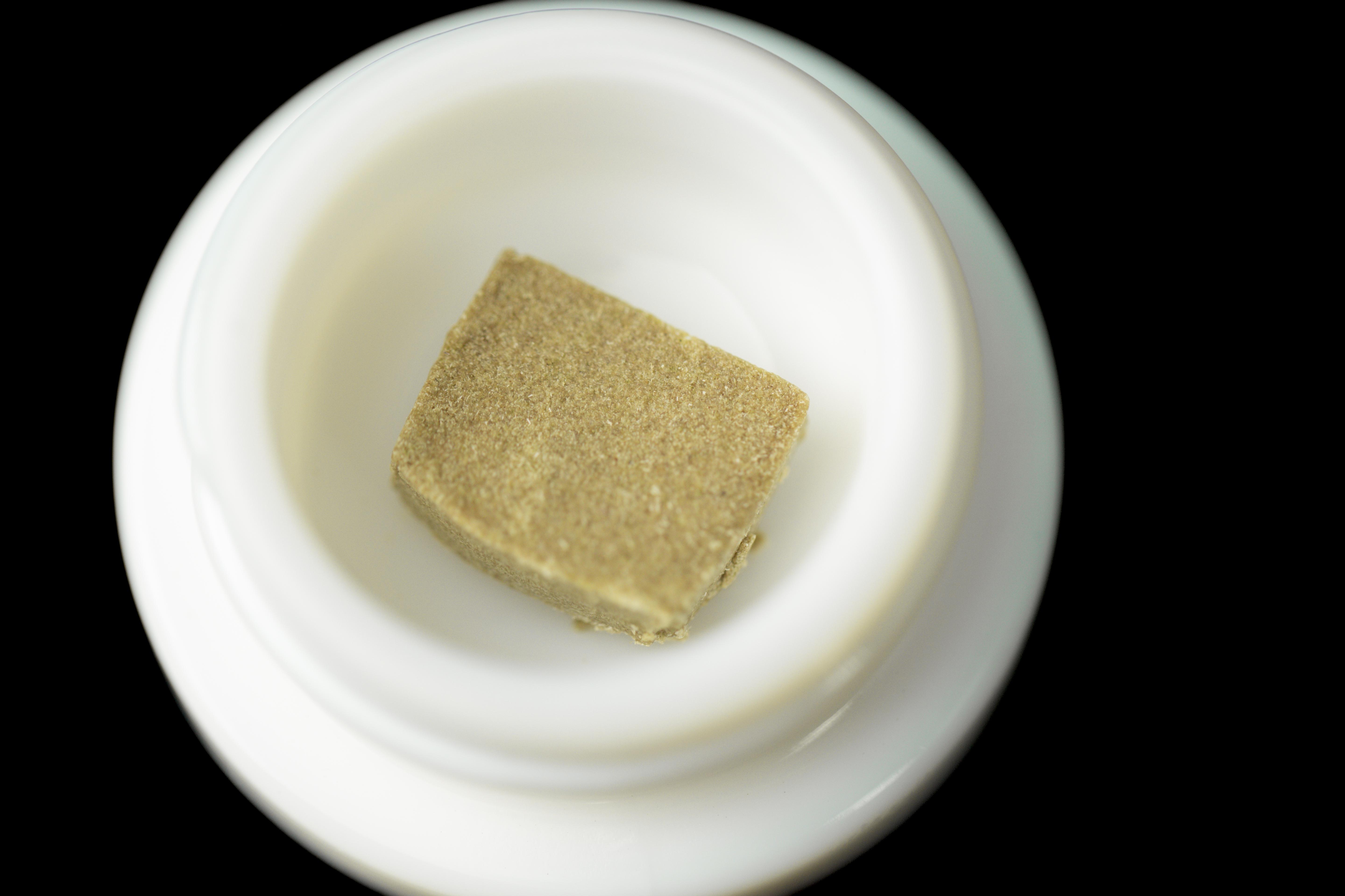 Photograph of product: Cherry Cookie au chocolat