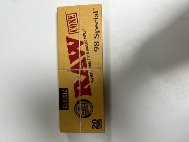 Photograph of product: RAW Classic Unrefined 98mm Special Cones 20pk