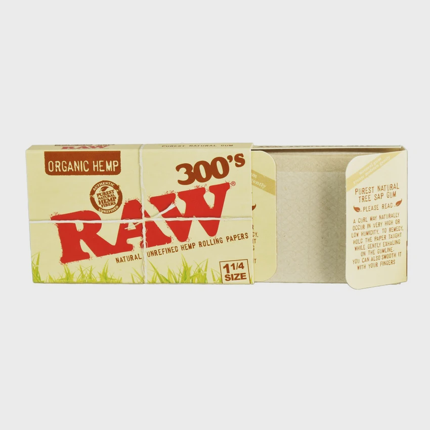 Photograph of product: RAW 300s Organic Hemp Rolling Papers 1 1/4"