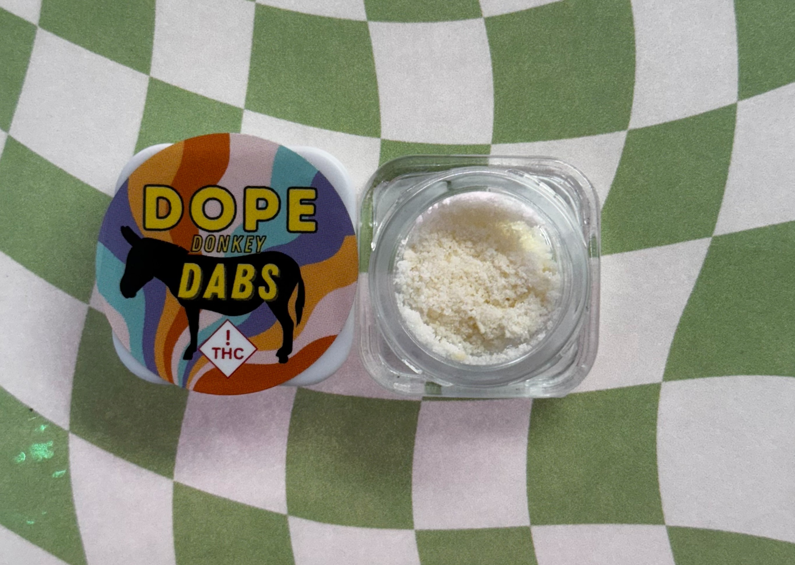 Photograph of product: TH-ouiA Diamond Dust - Dope Donkey Dabs