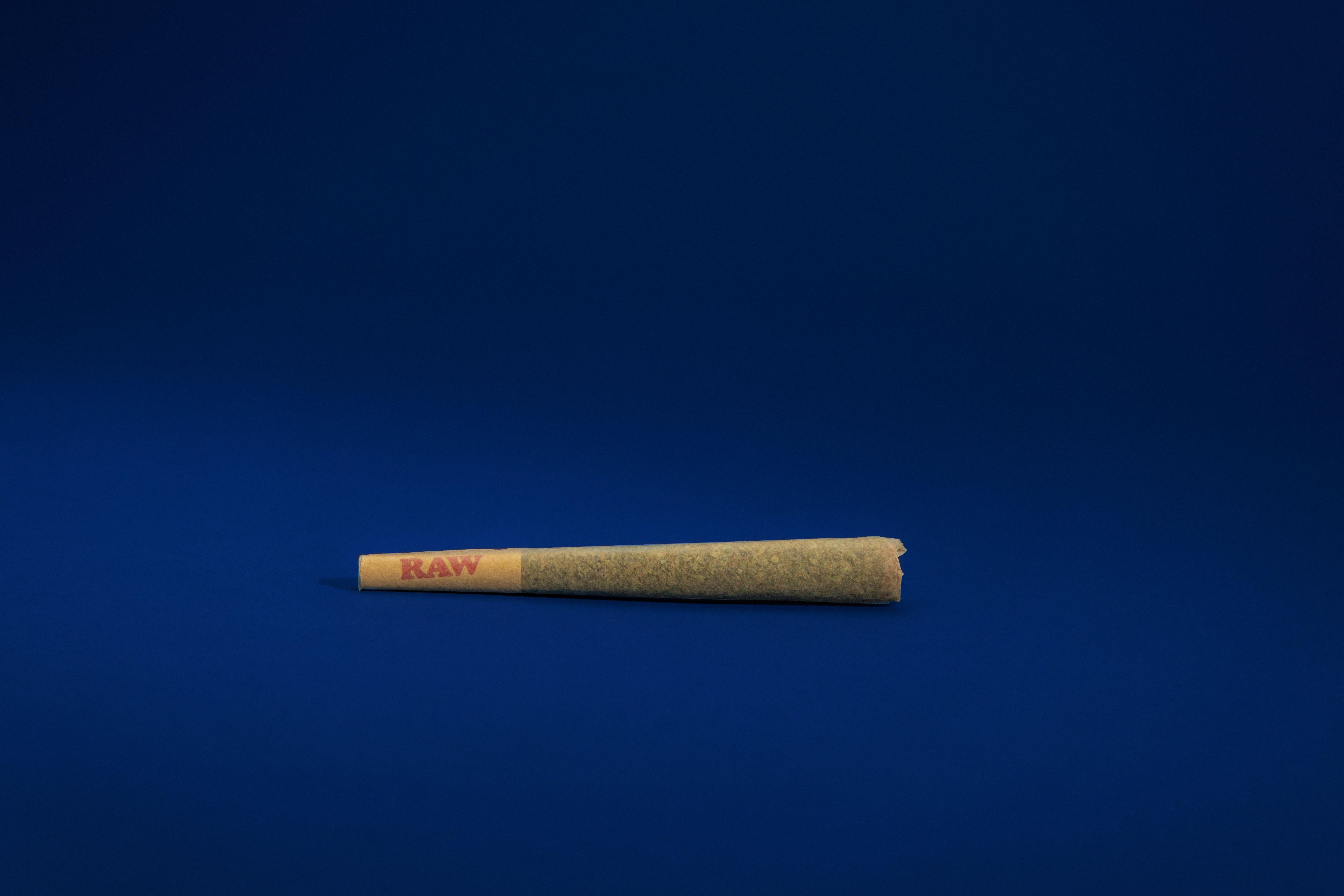 Photograph of product: Cloud Cover | 5pk .5g Pre-Roll | MAC Truck