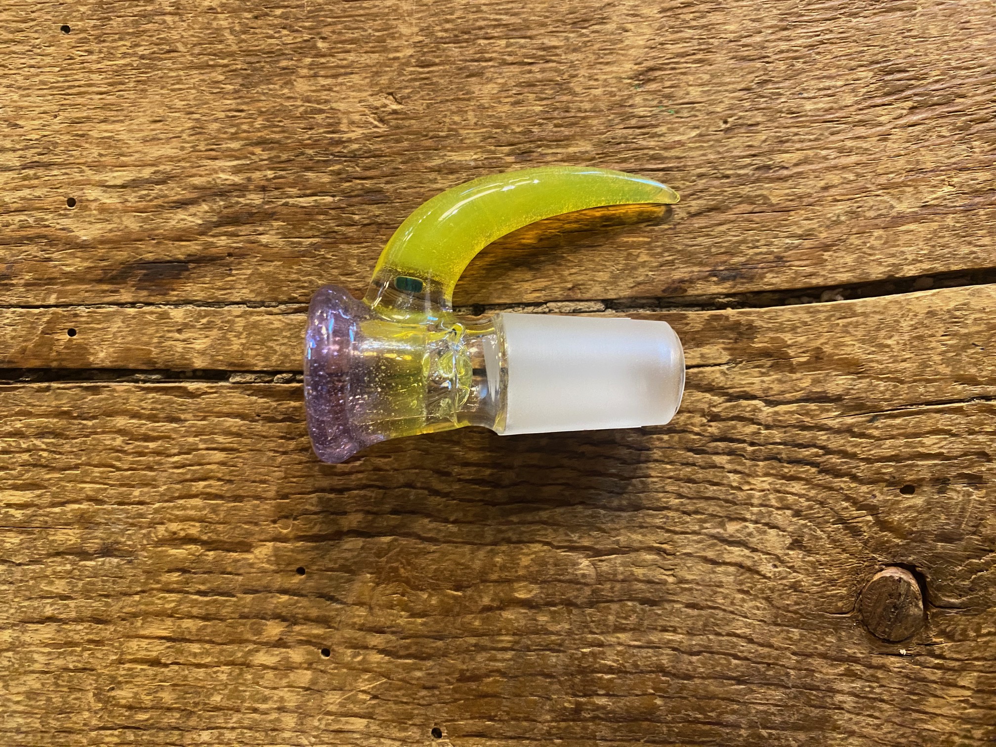 Photograph of product: 18mm Opal Horn 4-Hole Slide