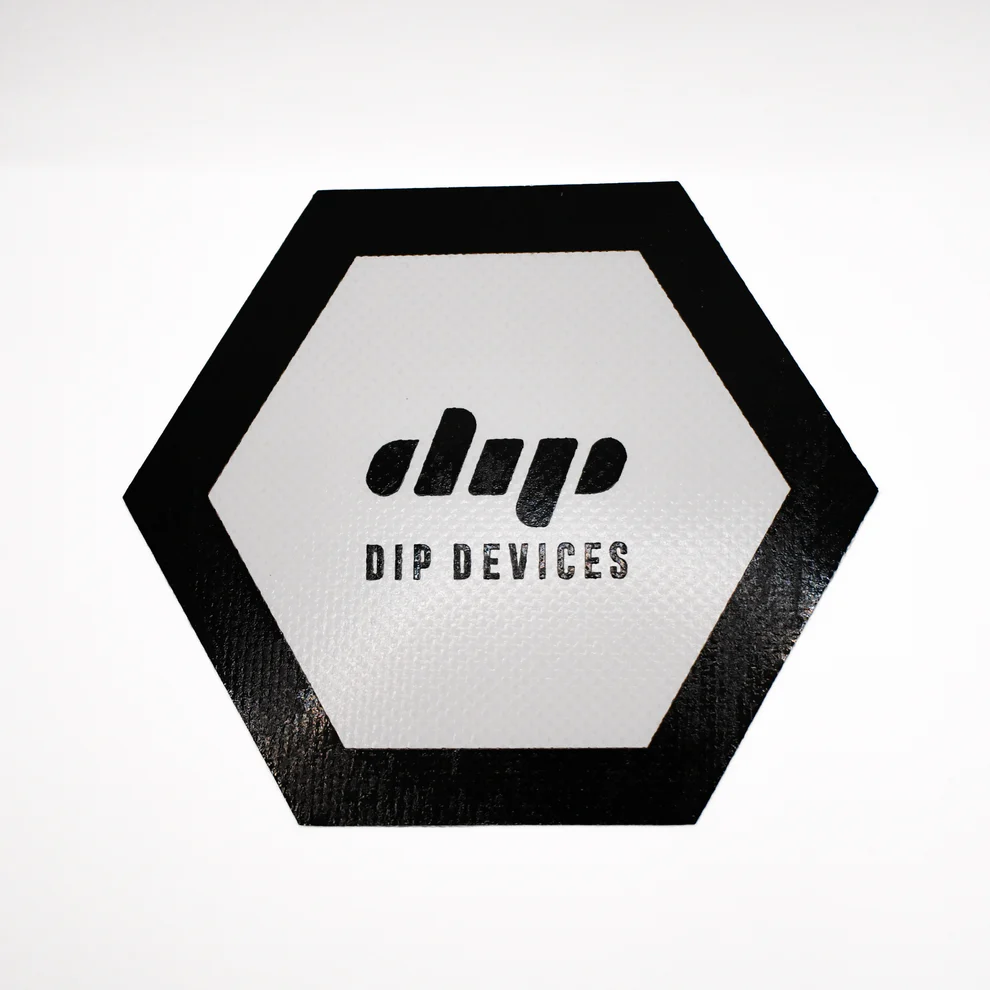 Photograph of product: DIP Hexagon Mat-Black/White