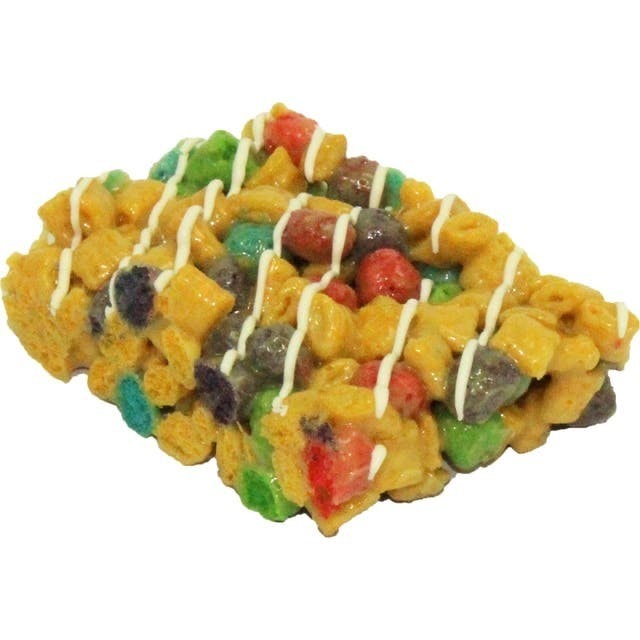 Photograph of product: Heavenly Sweet Edibles Berry Crunch 100mg