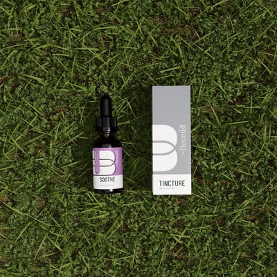 Photograph of product: The Botanist - Tincture - Soothe 1:1:1 CBD:TH-oui:CBC (100mg)