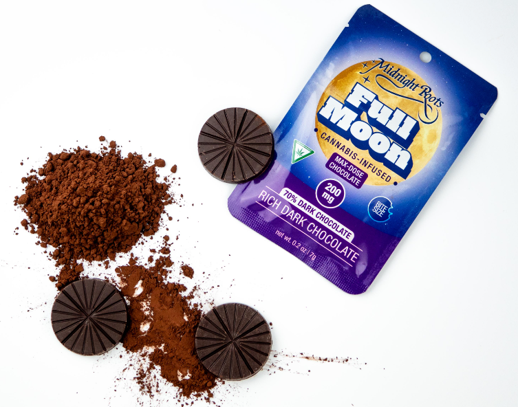 Photograph of product: Rich Dark Chocolate | 200mg x 1pk | Full Moon | Midnight Roots