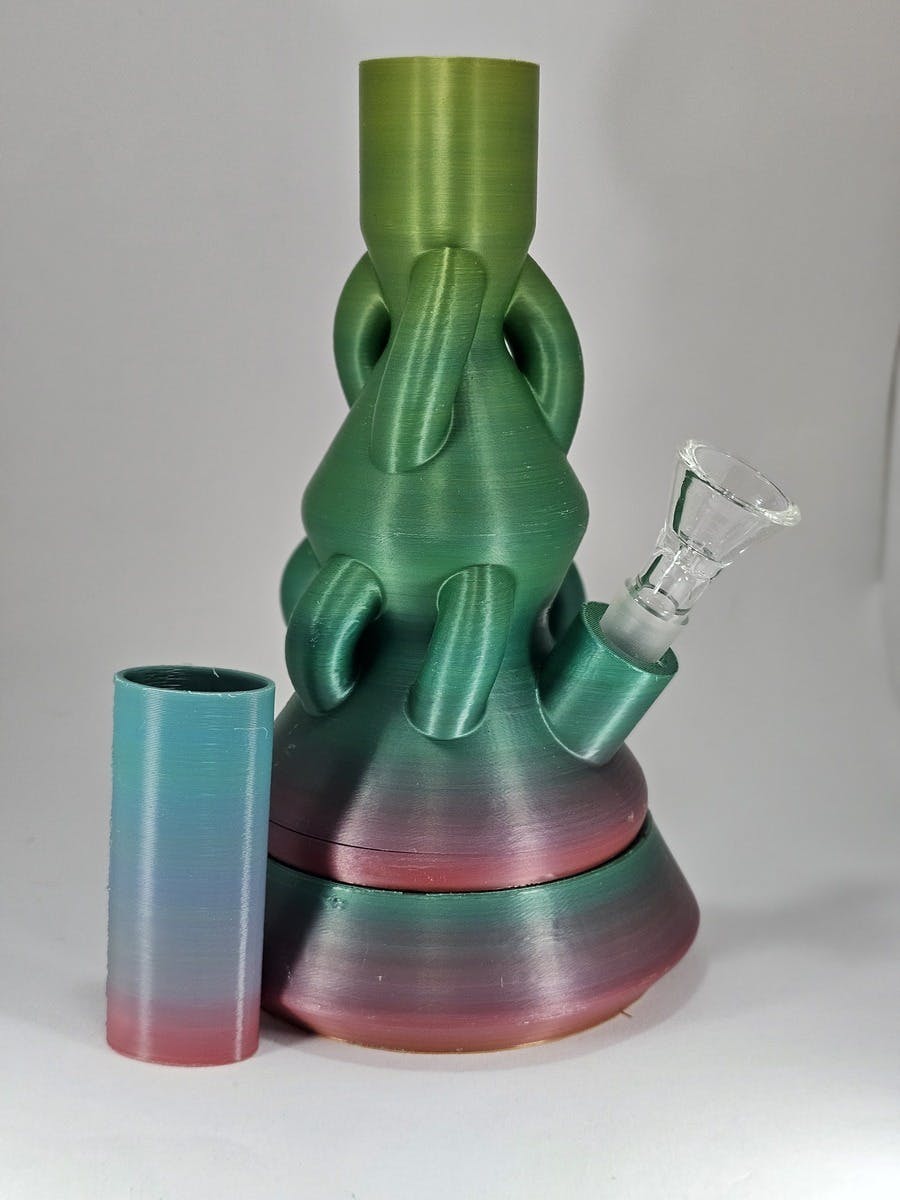 Photograph of product: 3D Printed Smoke Mate Bong with Printed Lighter Case