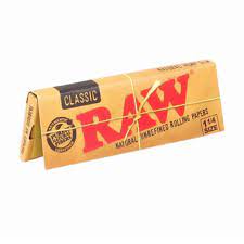 Photograph of product: Raw: Accessories | Classic Rolling Papers 1 1/4" | 50ct