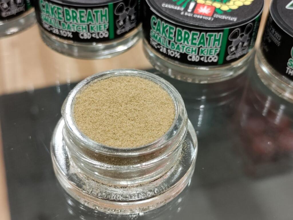 Photograph of product: Garlic Gas Kief | 2.5g