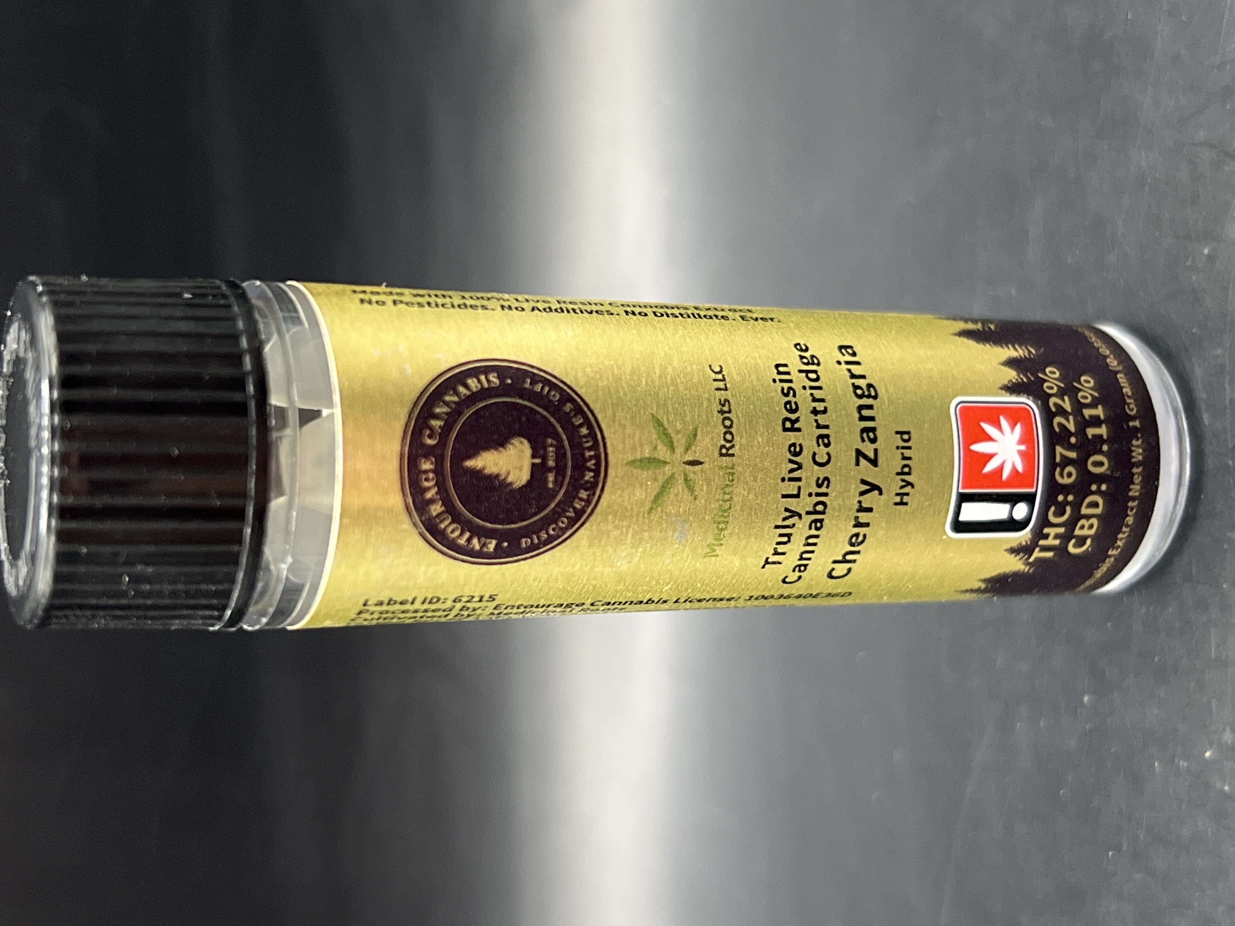 Photograph of product: Entourage Cherry Zangria Live Resin Cartridge
