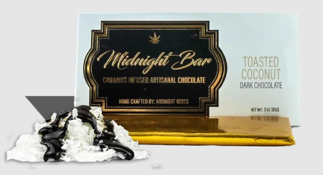 Photograph of product: MIDNIGHT BAR | TOASTED COCONUT | CHOCOLATE BAR | 200MG