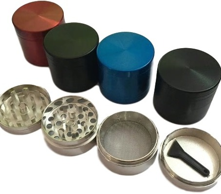 Photograph of product: 40mm 4 piece Grinder