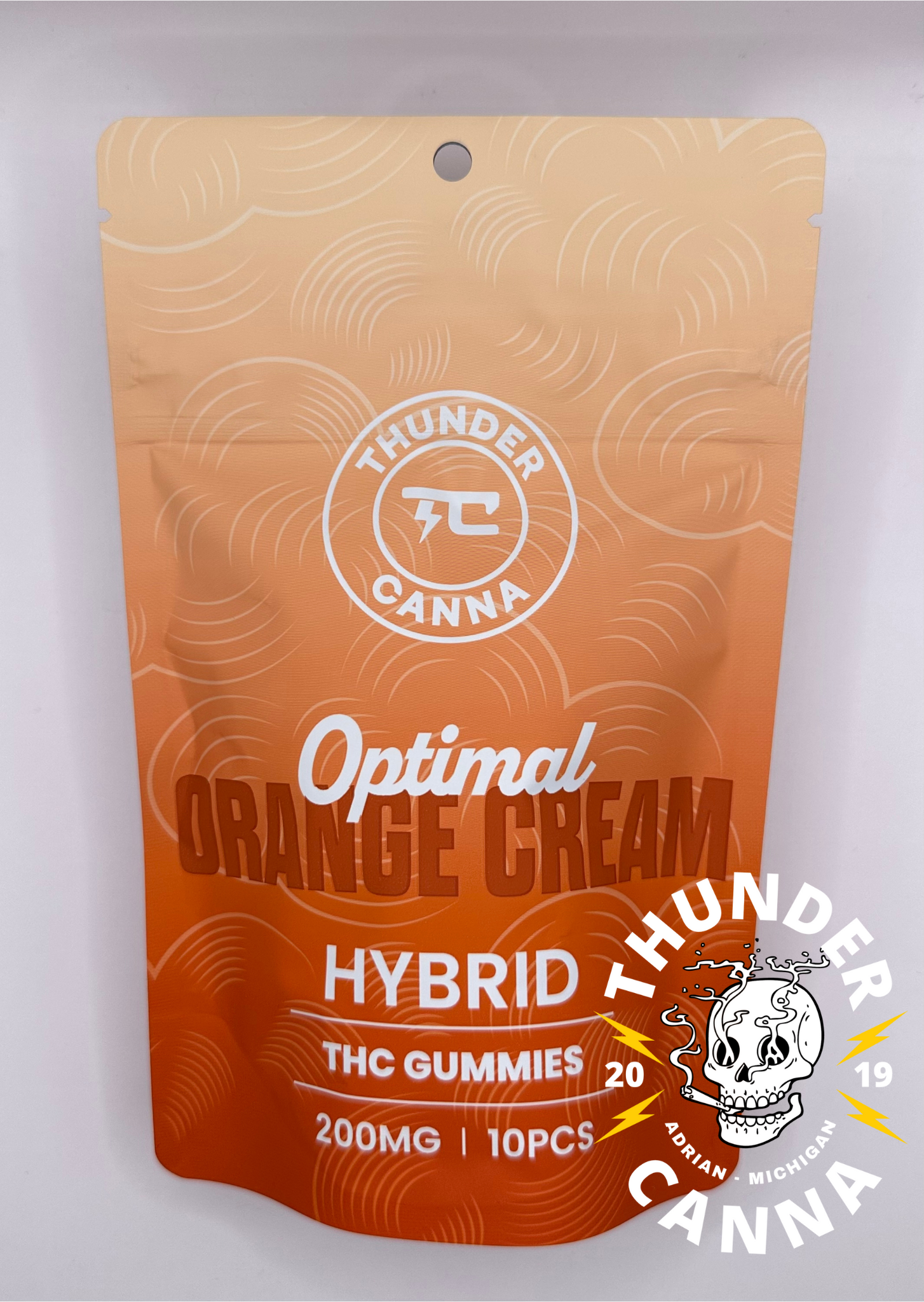 Photograph of product: Gummies 200mg l Orange Cream l Hybrid l Thunder Canna