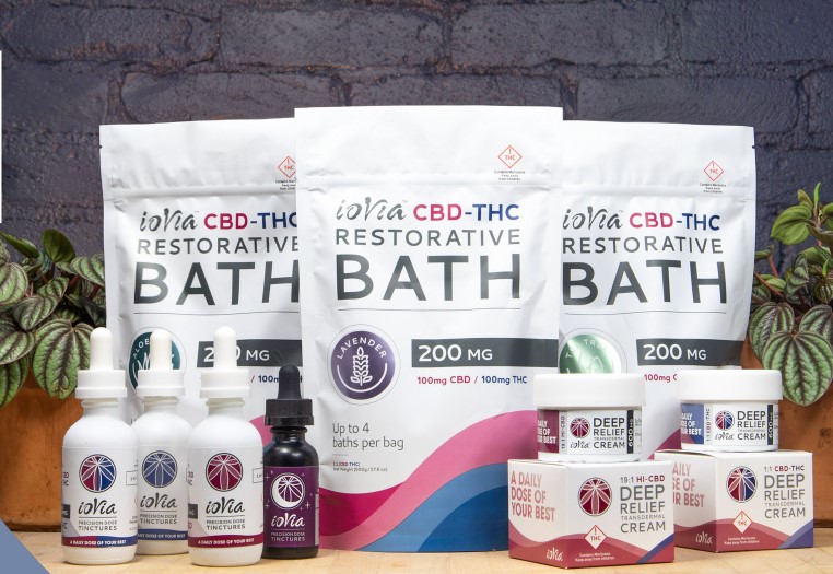 Photograph of product: IoVia | Bath Soak | Aloe Vera 200mg