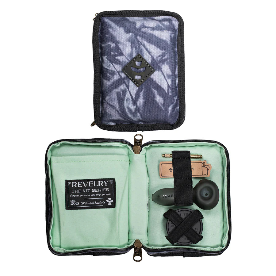 Photograph of product: The Pipe Kit - Tie Die