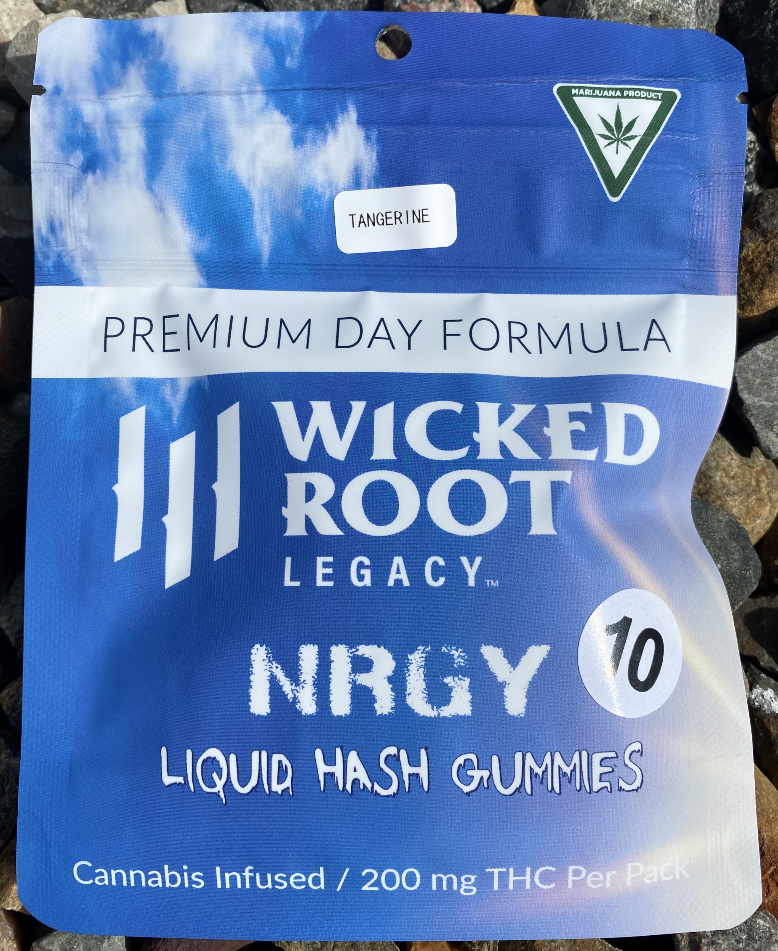 Photograph of product: Wicked Roots | 200mg Liquid au chocolat Energy Gummies | Tangerine
