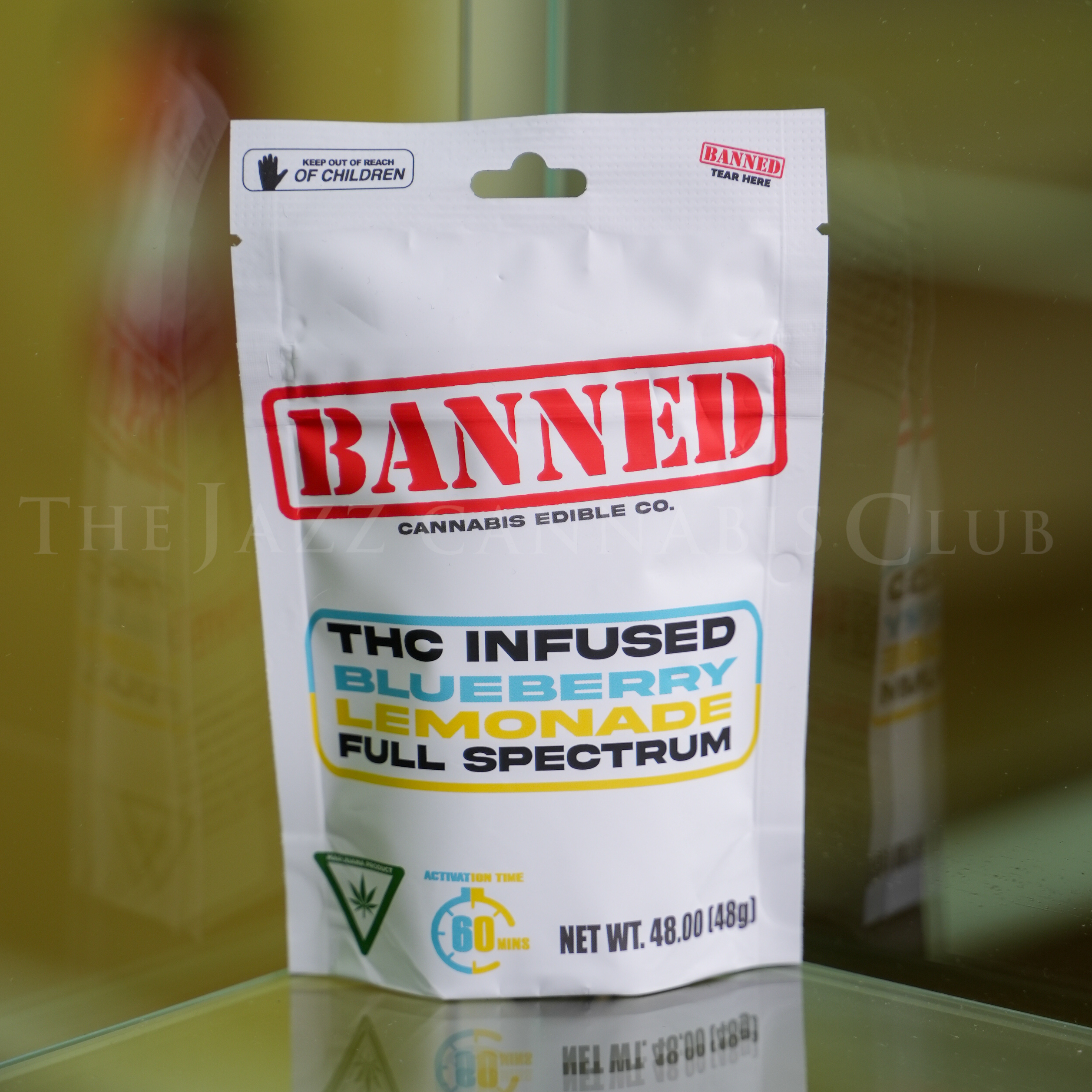 Photograph of product: Banned - Gummies - Blueberry Lemonade 200mg - 4pk
