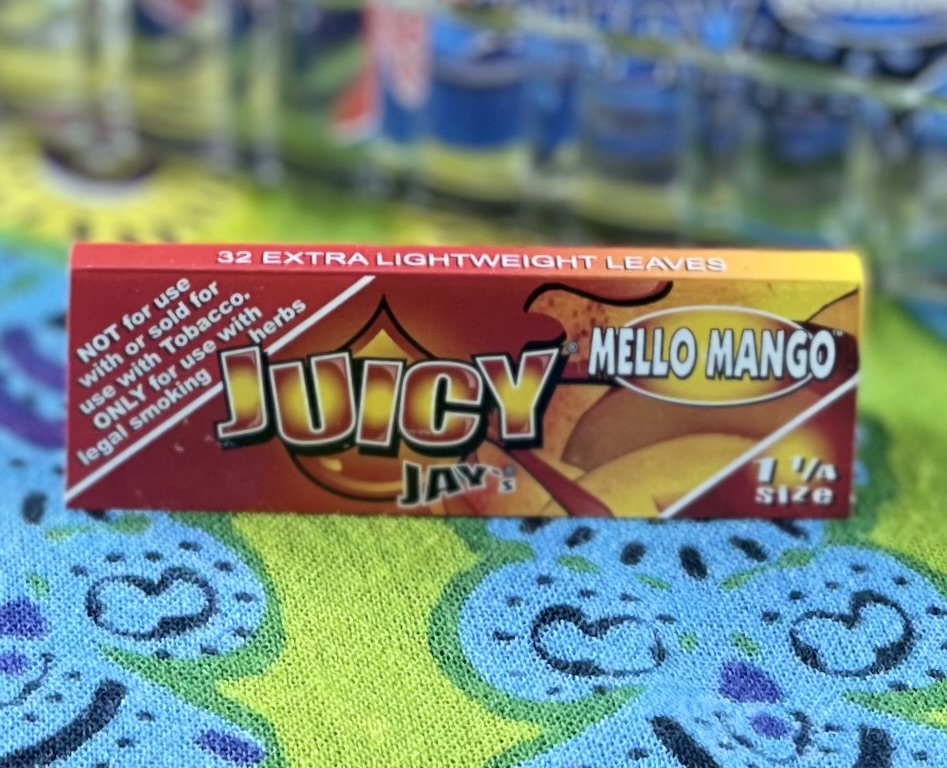 Photograph of product: Juicy Jay's 1 1/4 Rolling Papers Mango