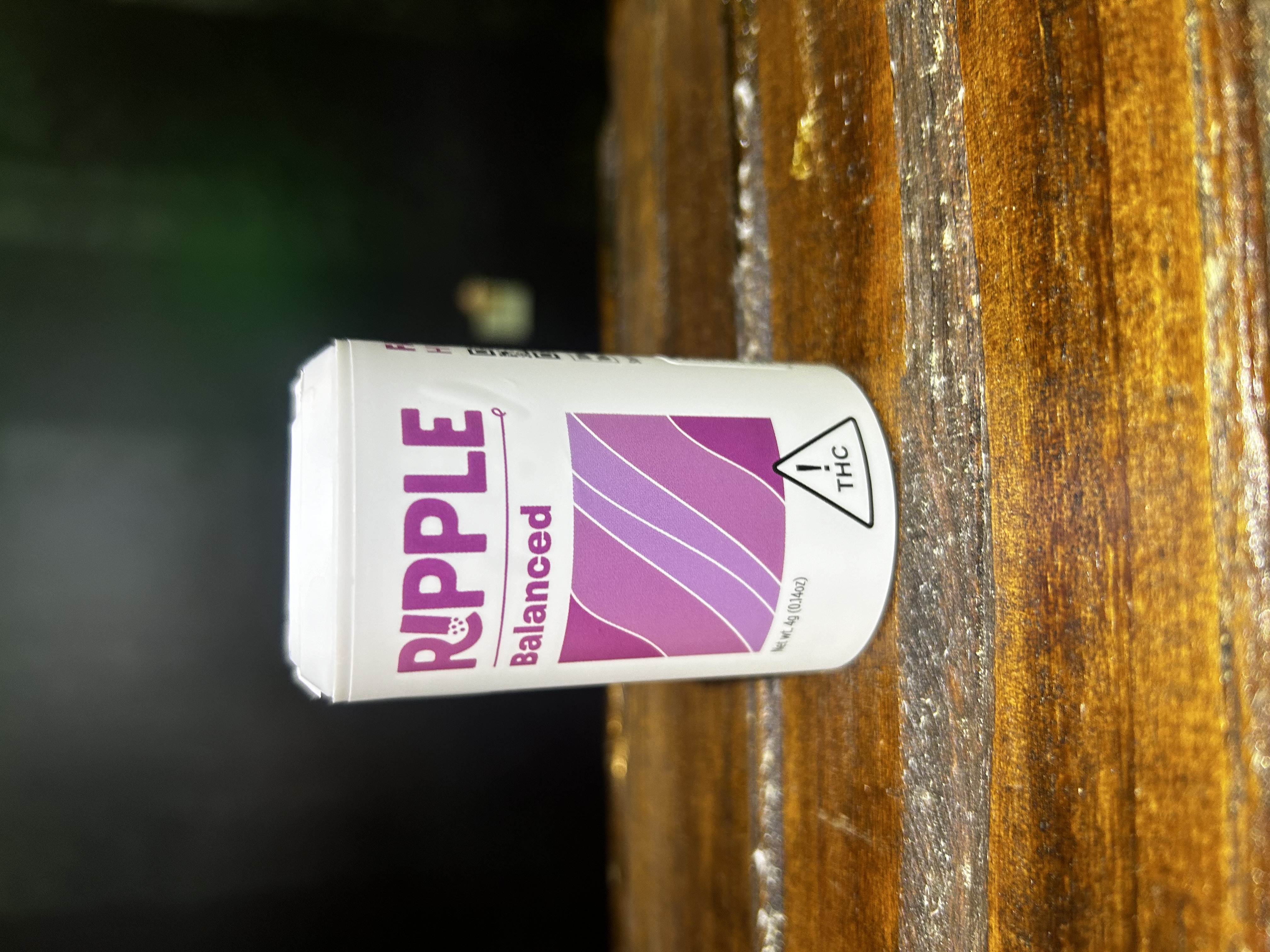 Photograph of product: Ripple Balanced Pouch | 100mg | Stashhouse