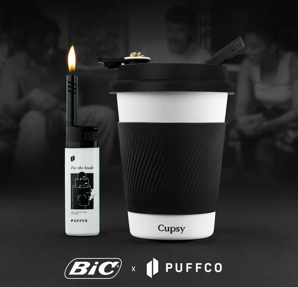 Photograph of product: PUFFCO EZ-reach Lighter