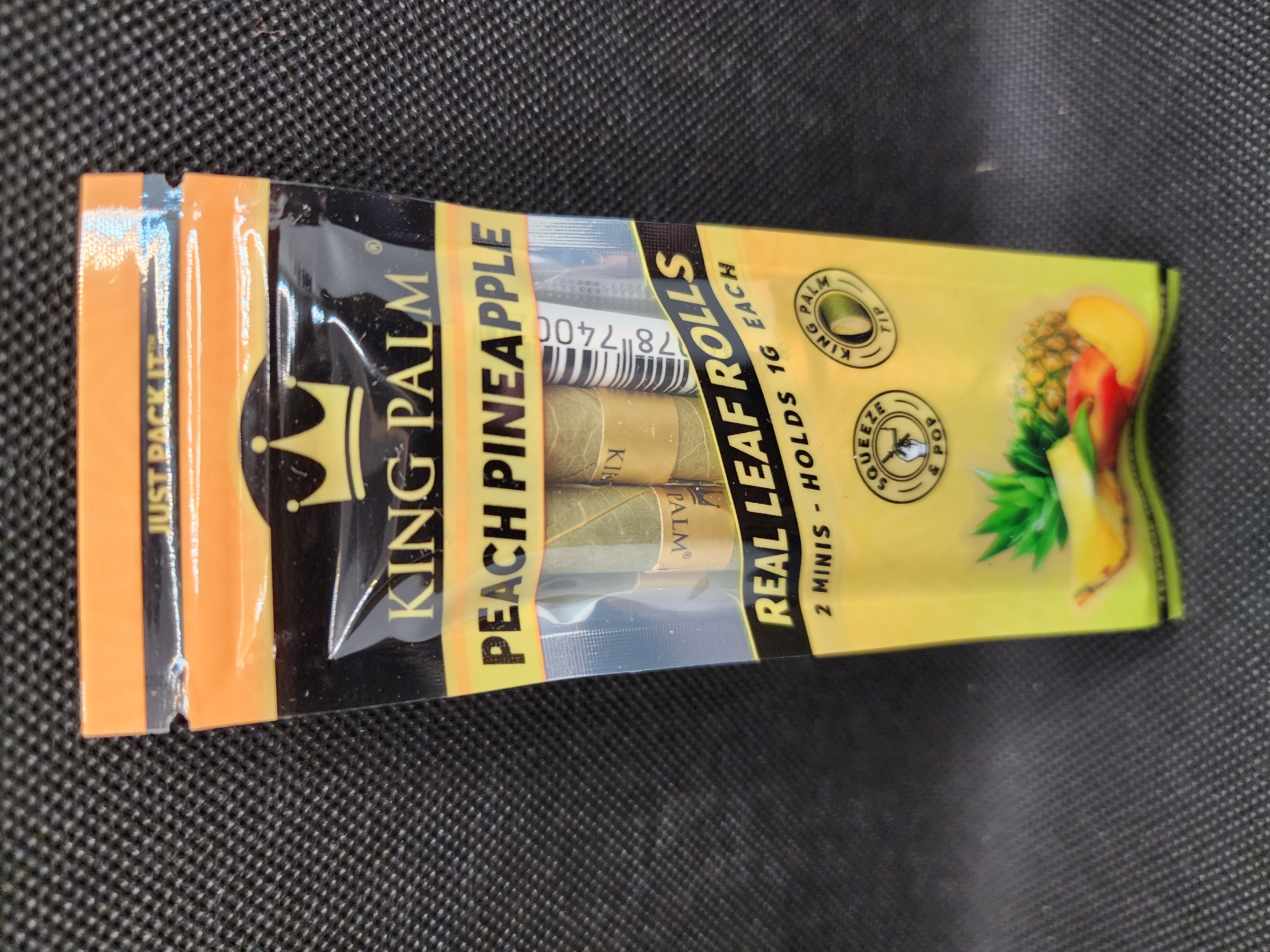 Photograph of product: King Palm Mini 2pk Peach Pineapple